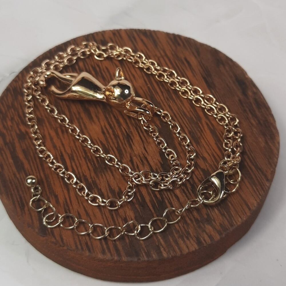 Golden Cat Pendant On Link Chain